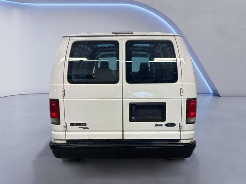 Used 2014 Ford E-150 and Econoline 150 w/ Power Group RWD image 7
