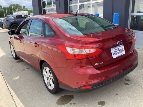 Used 2014 Ford Focus SE FWD image 10