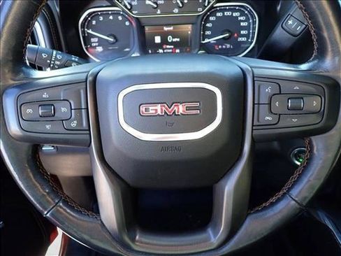 Used 2021 GMC Sierra 1500 AT4 w/ AT4 Preferred Package AWD/4WD image 15