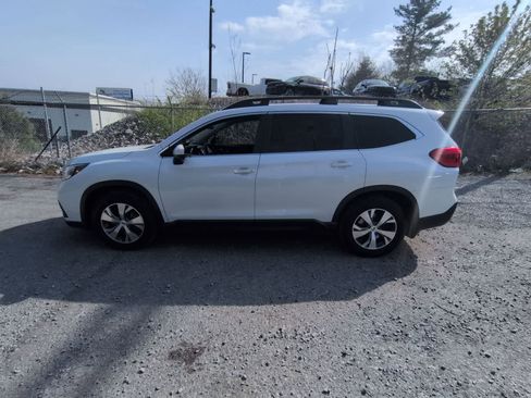 Used 2021 Subaru Ascent Premium w/ Convenience Package image 5