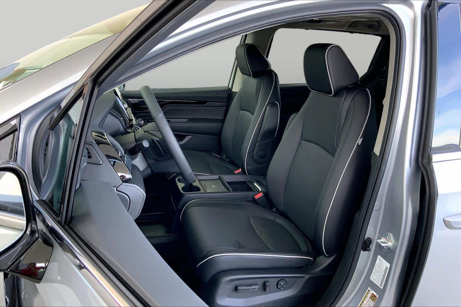 New 2026 Honda Odyssey Elite image 7
