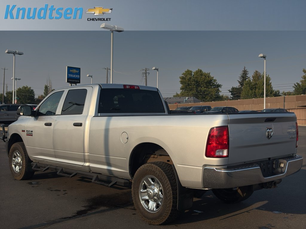 Used 2018 RAM 2500 Tradesman w/ Chrome Appearance Group AWD/4WD image 5