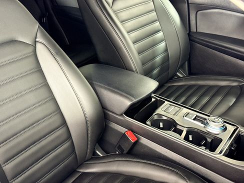 Used 2020 Ford Edge SEL AWD/4WD image 33