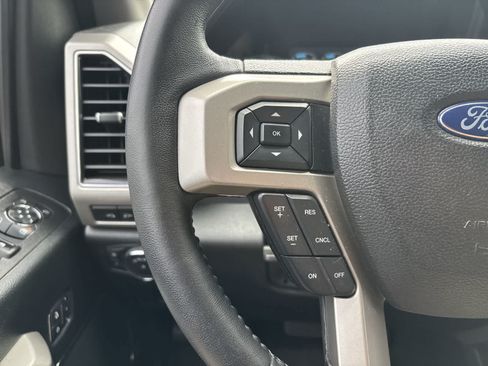 Used 2017 Ford F150 Lariat w/ Equipment Group 501A Mid AWD/4WD image 6
