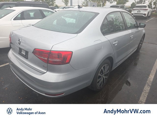Used 2015 Volkswagen Jetta SE FWD image 3