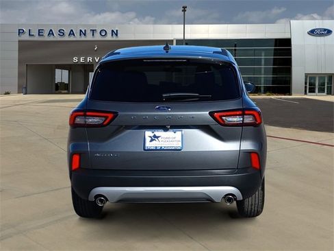 Used 2026 Ford Escape Active image 4