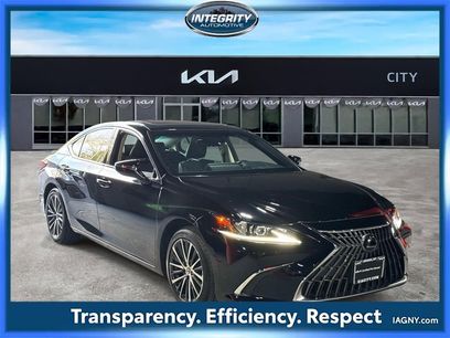 Used 2023 Lexus ES 350 w/ Premium Package