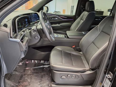Certified 2024 Cadillac Escalade Sport AWD/4WD image 22