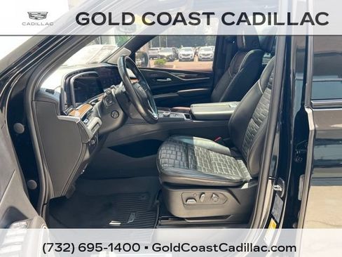 Used 2023 Cadillac Escalade ESV Sport Platinum w/ LPO, ONYX Package AWD/4WD image 20