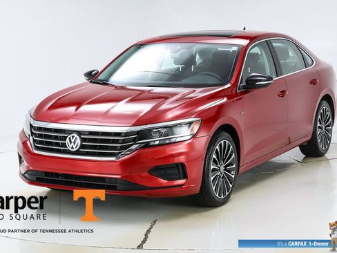 Used 2022 Volkswagen Passat 2.0T FWD image 39