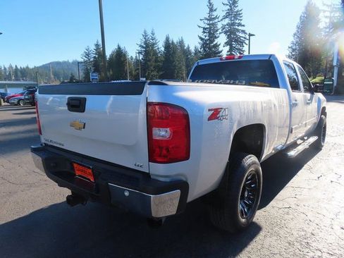 Used 2010 Chevrolet Silverado 3500 LTZ w/ LTZ Plus Package image 9
