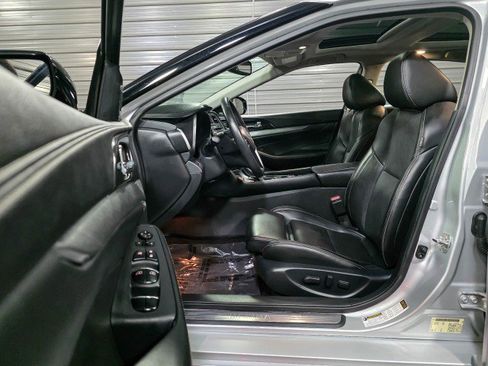 Used 2018 Nissan Maxima 3.5 SL FWD image 14