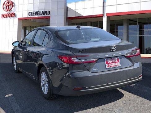 Used 2025 Toyota Camry LE FWD image 4