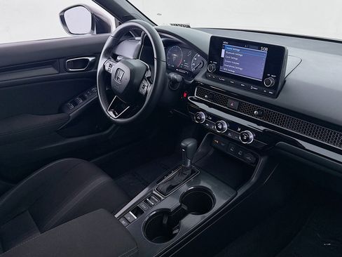 Used 2025 Honda Civic Sport image 16