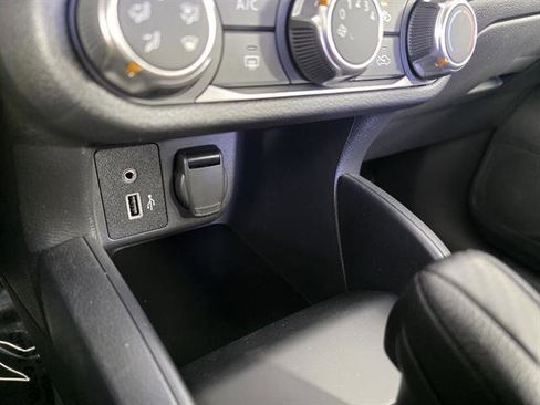 New 2025 Nissan Versa S w/ Trunk Package FWD image 36