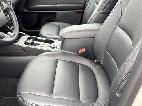 Used 2025 Ford Bronco Sport Big Bend w/ Convenience Package image 11