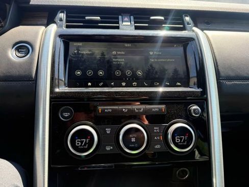 Used 2018 Land Rover Discovery HSE Luxury image 27