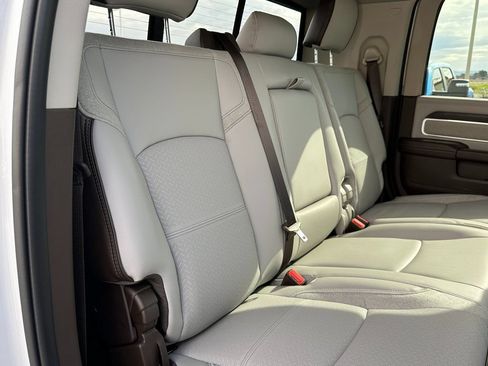 New 2026 RAM 3500 Laramie AWD/4WD image 20