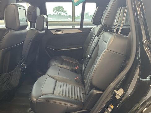 Used 2018 Mercedes-Benz GLS 550 4MATIC image 10
