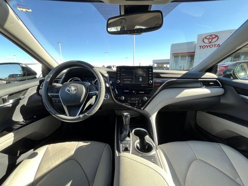 Used 2024 Toyota Camry XLE image 22