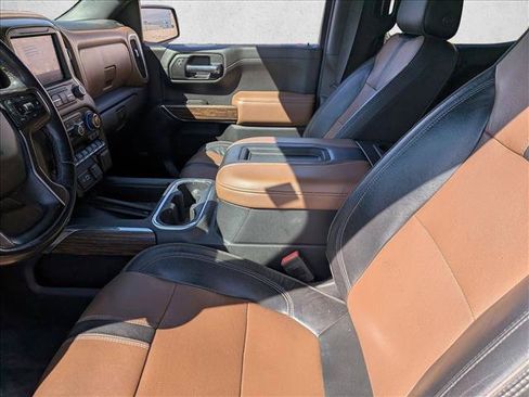 Used 2019 Chevrolet Silverado 1500 High Country AWD/4WD image 14
