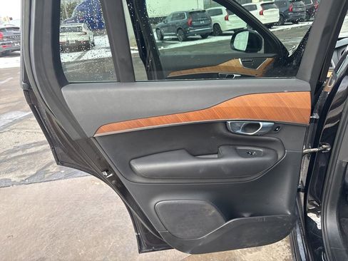 Certified 2023 Volvo XC90 B6 Core w/ Climate Package image 31