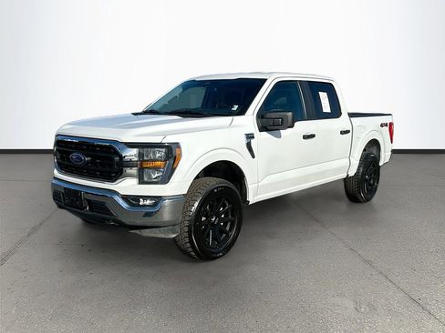 Used 2023 Ford F150 XLT image 3