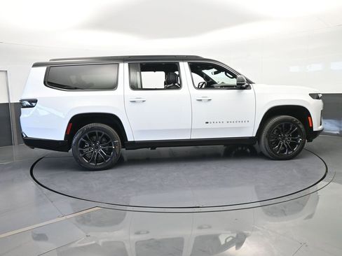 New 2026 Jeep Grand Wagoneer L Summit AWD/4WD image 7