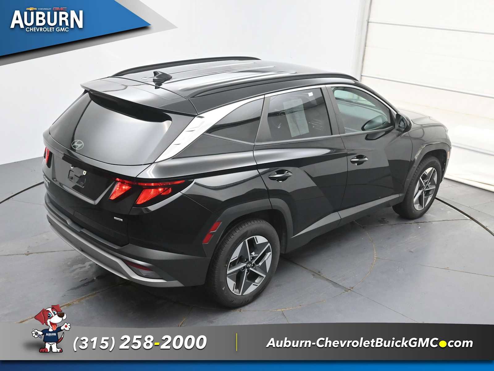 Used 2025 Hyundai Tucson SEL AWD/4WD image 34