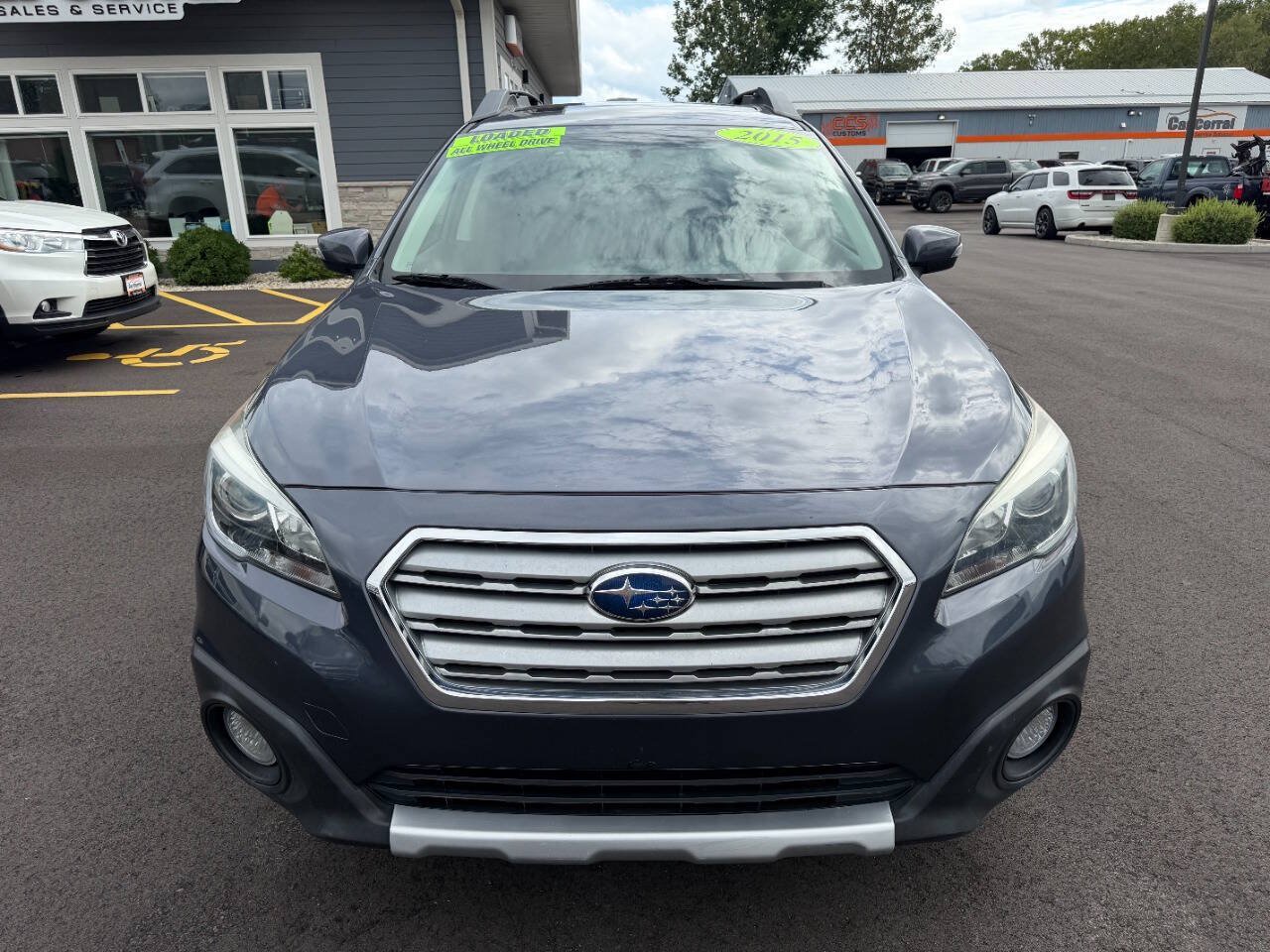 Used 2015 Subaru Outback 2.5i Limited AWD/4WD image 8