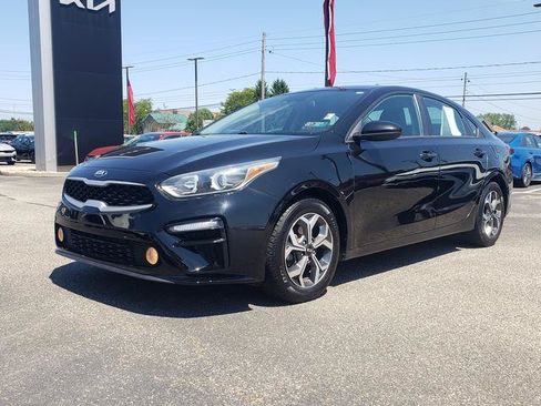 Used 2020 Kia Forte LXS FWD image 8