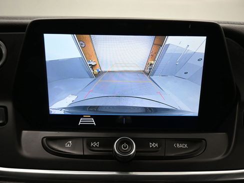 Used 2020 Chevrolet Blazer LT image 18