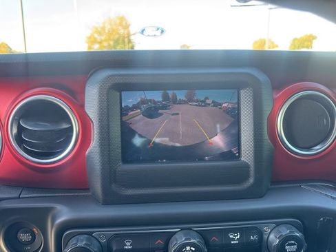 Used 2021 Jeep Wrangler Unlimited Rubicon image 26