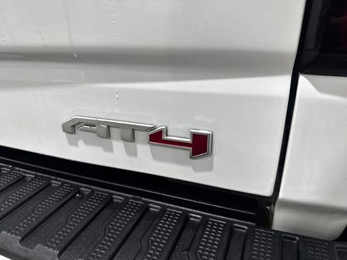 Used 2020 GMC Sierra 1500 AT4 w/ AT4 Premium Package image 39