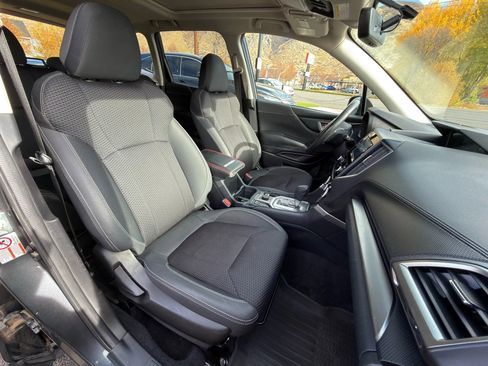 Used 2019 Subaru Forester Premium image 5