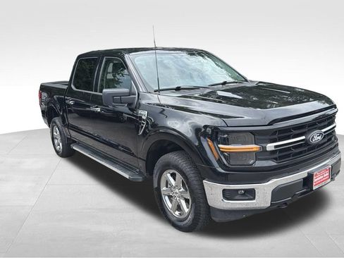 Used 2025 Ford F150 XLT w/ Equipment Group 301A Standard AWD/4WD image 3