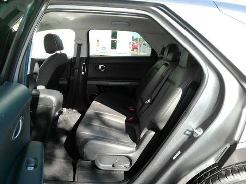 Used 2023 Hyundai Ioniq 5 SEL image 19