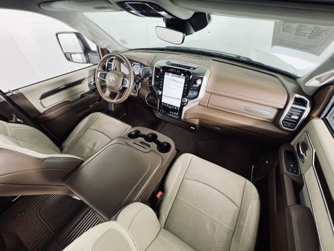 Used 2023 RAM 3500 Laramie image 16