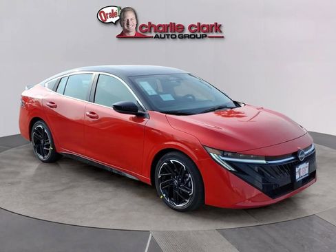 New 2026 Nissan Sentra SR w/ Floor Mat Package image 7