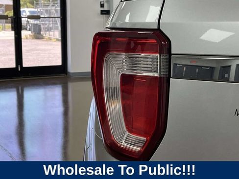 Used 2016 Ford Explorer FWD image 10