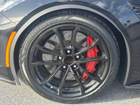 Used 2019 Chevrolet Corvette Z06 RWD image 11