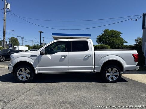 Used 2019 Ford F150 Limited w/ Trailer Tow Package AWD/4WD image 8