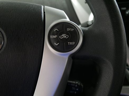 Used 2012 Toyota Prius V Five FWD image 28