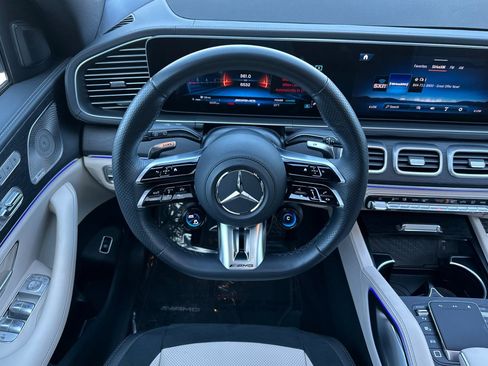 Used 2025 Mercedes-Benz GLE 53 AMG 4MATIC image 13