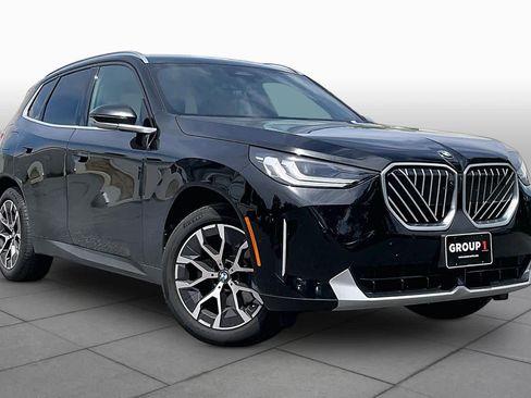 Used 2025 BMW X3 xDrive30i w/ Premium Package AWD/4WD image 2