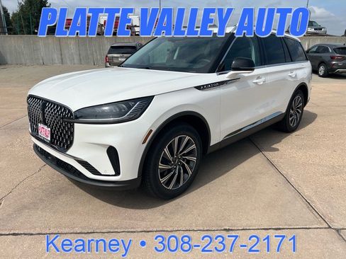 New 2025 Lincoln Aviator Premiere w/ Equipment Group 101A image 1