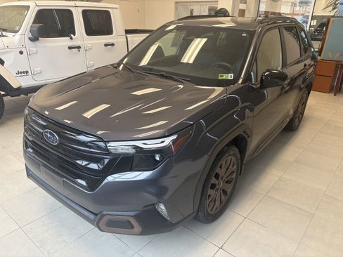 Used 2025 Subaru Forester Sport image 2