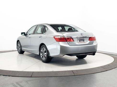 Used 2013 Honda Accord LX image 7