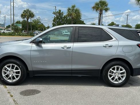 Used 2024 Chevrolet Equinox LT AWD/4WD image 2