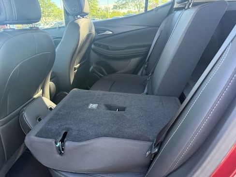 Used 2025 Buick Encore GX Preferred AWD/4WD image 12